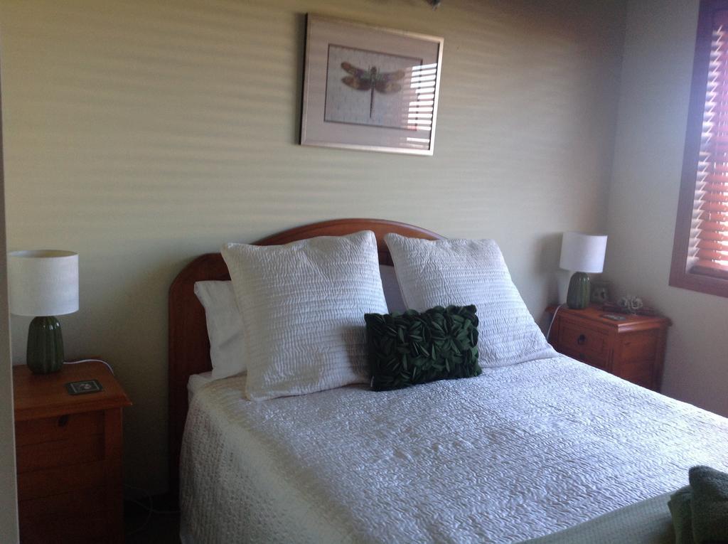 Rooftops Bed And Breakfast Ulmarra Екстер'єр фото
