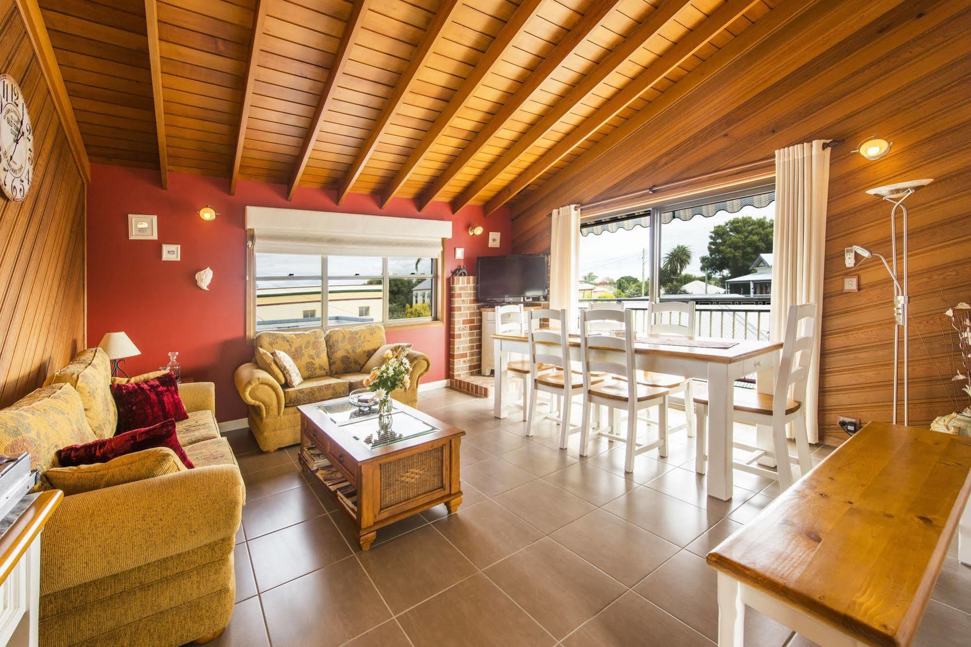 Rooftops Bed And Breakfast Ulmarra Екстер'єр фото