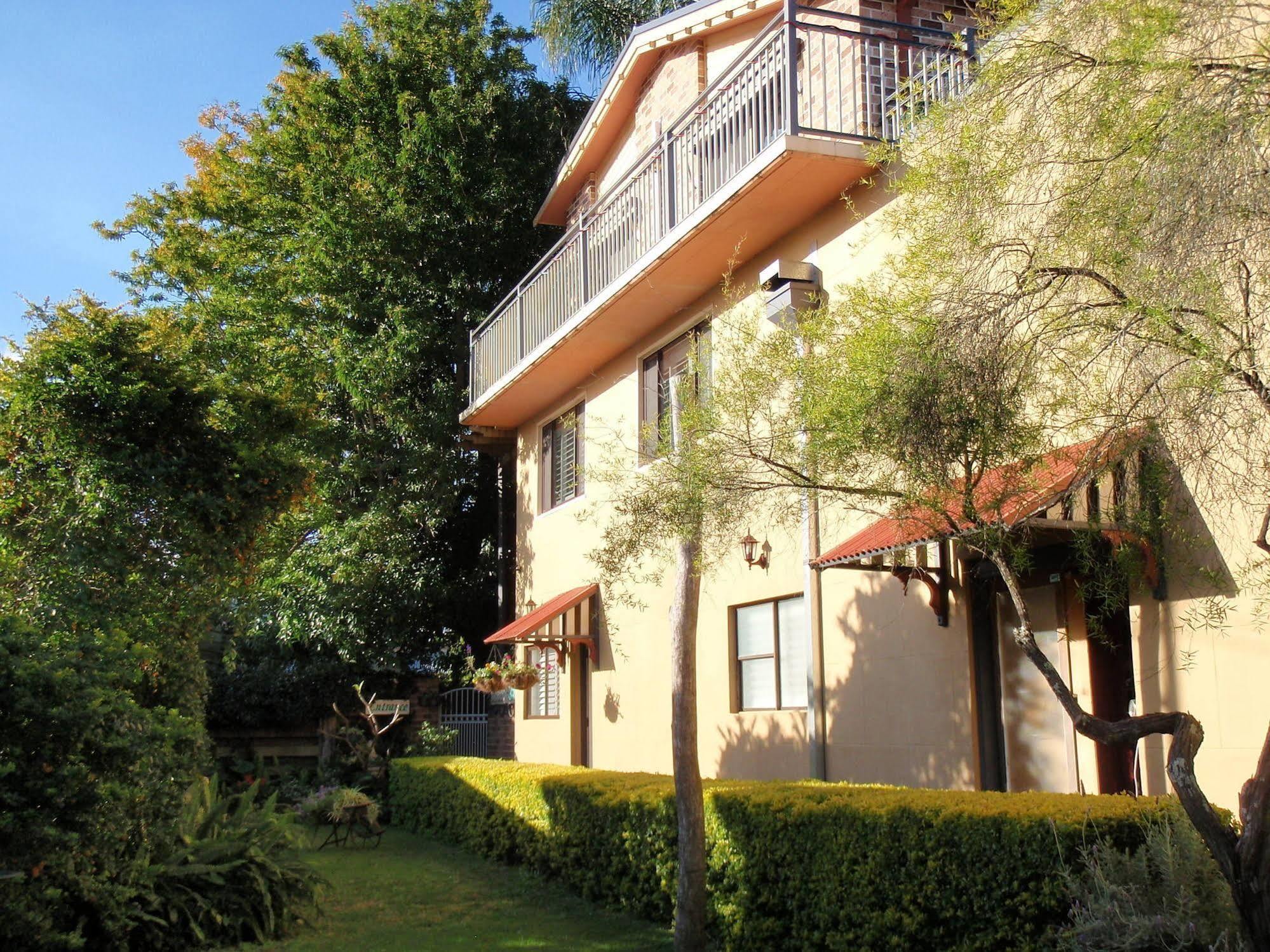 Rooftops Bed And Breakfast Ulmarra Екстер'єр фото